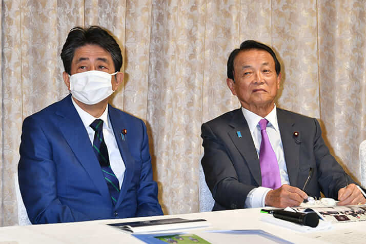 安倍晋三、麻生太郎