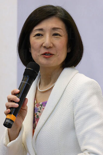 大塚久美子