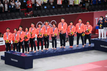 阿部詩、ウルフ・アーロン、大野将平