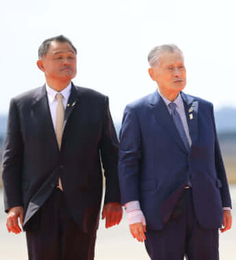 山下泰裕、森喜朗