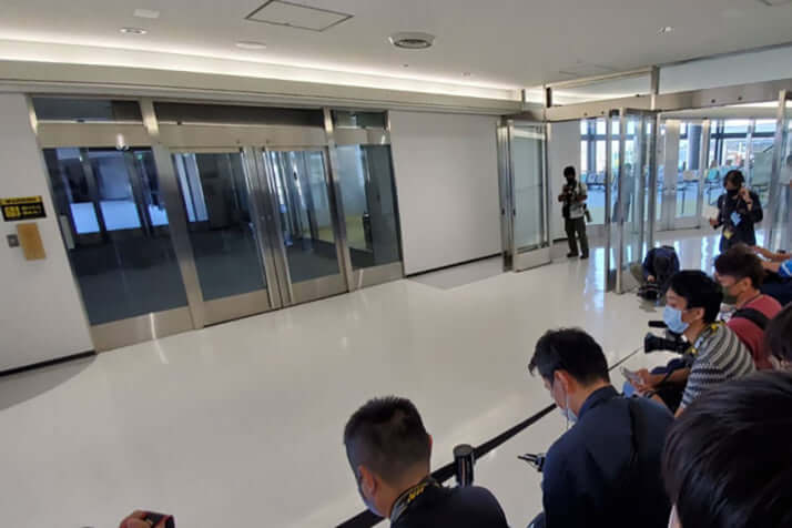 小室圭の帰国を待つ報道陣
