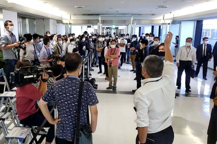 小室圭の帰国を待つ報道陣