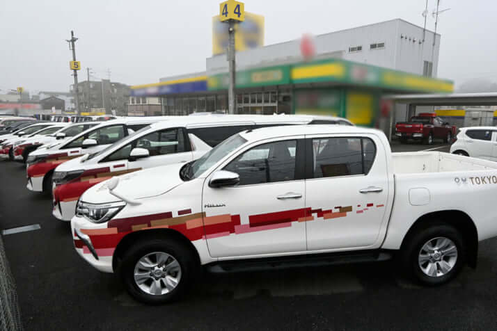 東京五輪仕様の トヨタ車 が中古車市場で売出し中 アルファード でバッハ会長気分 デイリー新潮