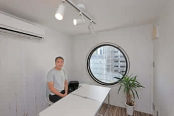 中銀カプセルタワービル11