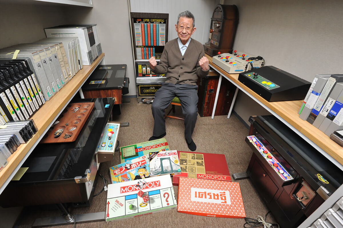 【レビューを書けば送料当店負担】 すぎやまこういちさん、深かった“ゲーム愛” 世界中から収集した その他