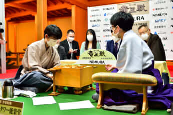 藤井聡太、豊島将之