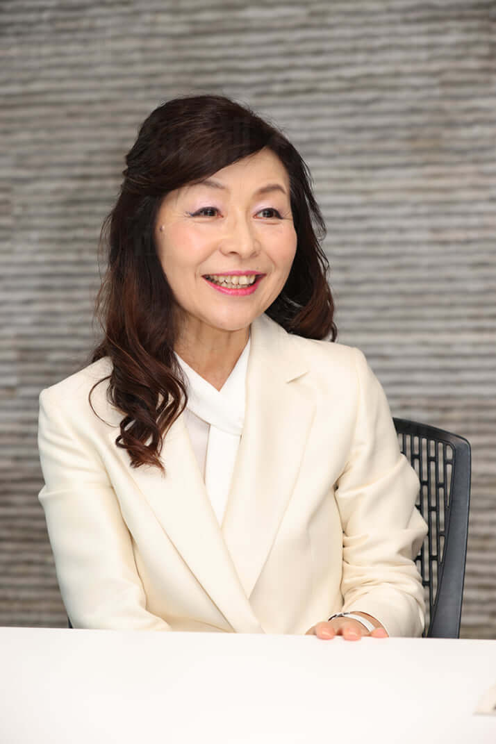 鈴木貴子