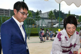 河井案里、河井克行