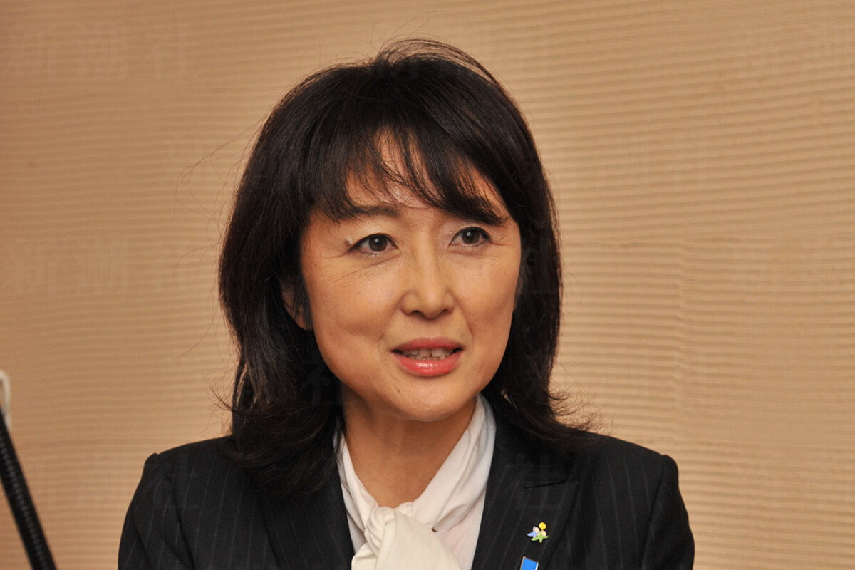 中川郁子 不倫