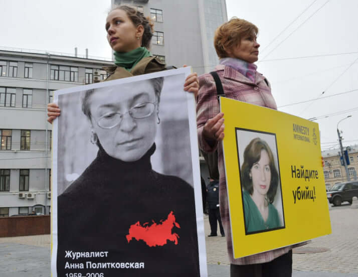 ノーベル平和賞ムラトフ氏が「言論の自由」を諦めようとした日