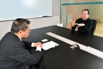 大山敬義、佐藤優