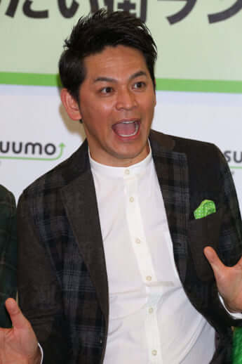 岡田圭右