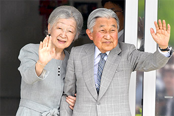 皇族の「公(おおやけ)」と「私(わたくし)」 思い出の人、思い出の時 | 寛仁 親王, 工藤 美代子 |本 | 通販 | Amazon