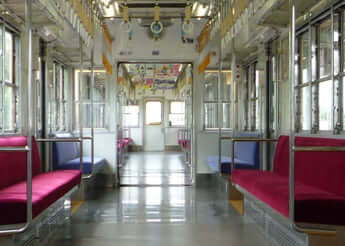 西日本鉄道600形の貫通路