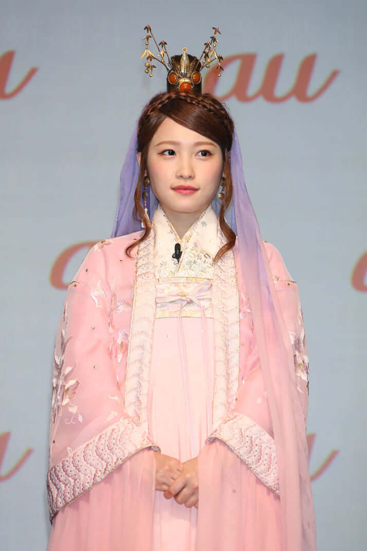 川栄李奈