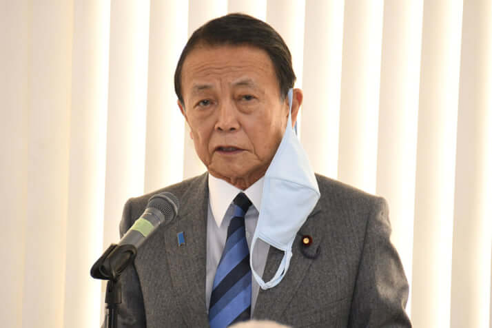 麻生太郎