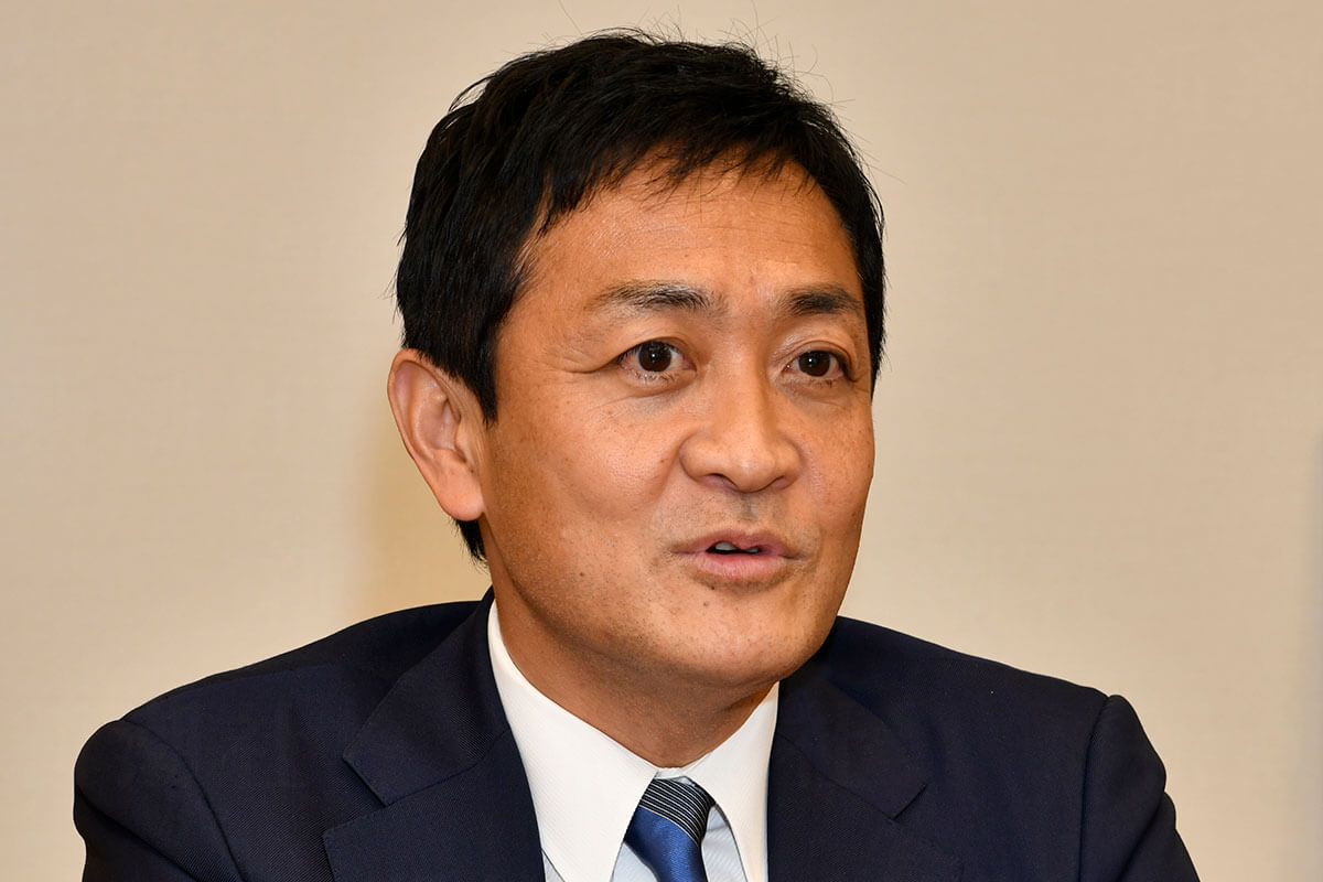 連立与党入りに突き進む国民民主「玉木代表」 背景にトヨタショックと麻生太郎の囁き（写真1） | デイリー新潮