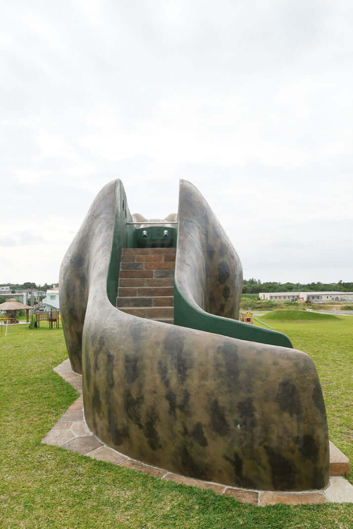 12号グラビア巨大ヤマネコ_5