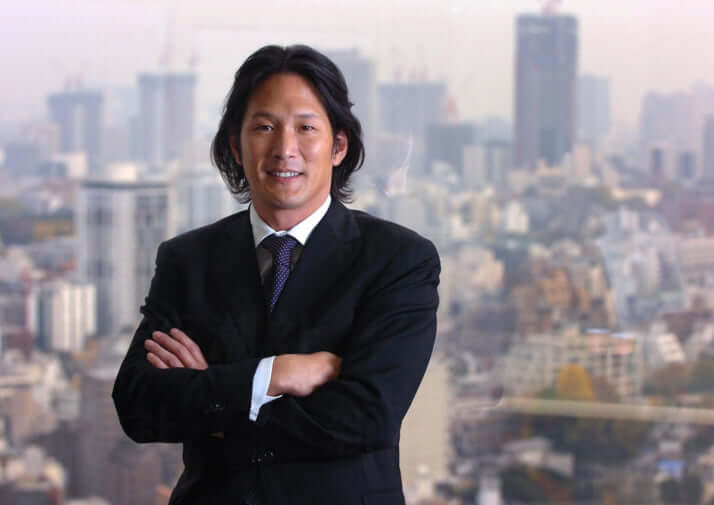 堀主和・ロバート