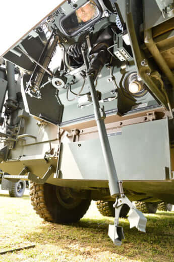 19号グラビア自衛隊_3