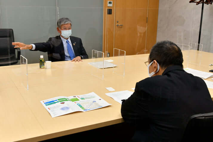 望月晴文、佐藤優