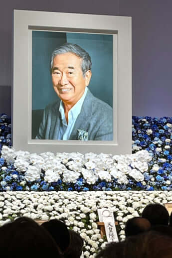 石原慎太郎_遺影