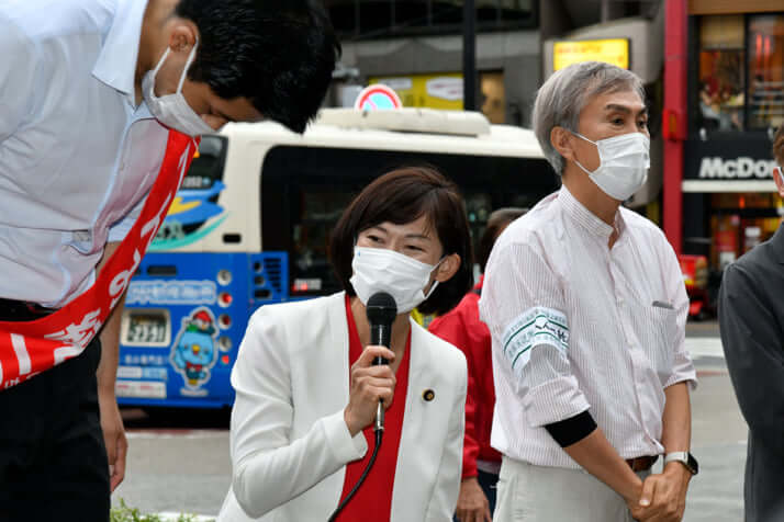 25号グラビア参院選_3