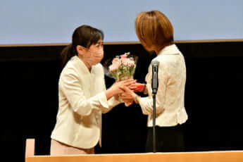 生稲晃子、城之内早苗