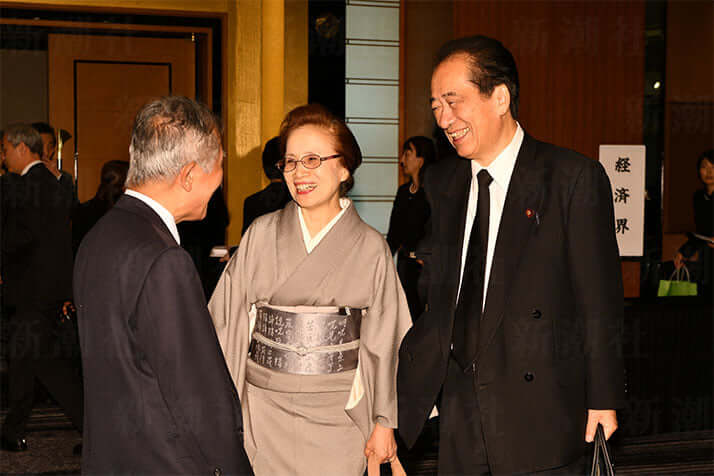 菅直人と伸子夫人