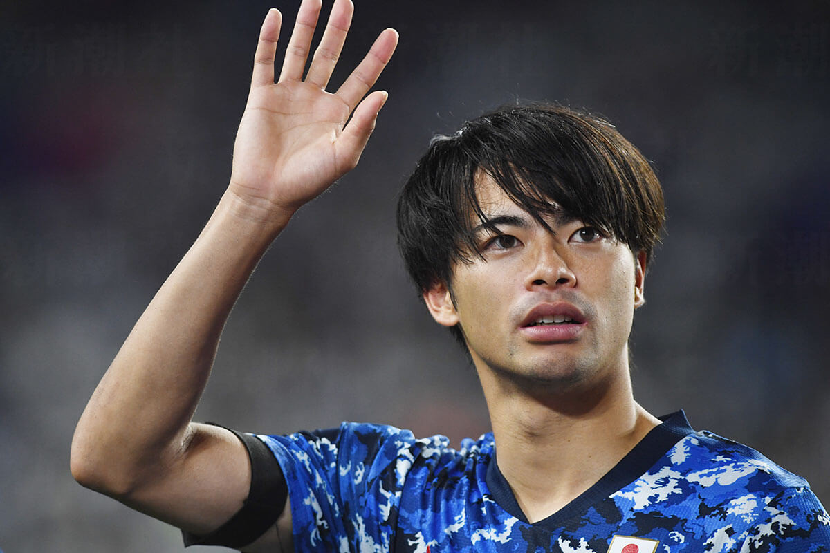三笘薫の結婚相手は陸上選手だった! 「高校時代に三段跳びで日本一の実力者」 | デイリー新潮