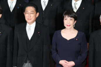 岸田文雄、高市早苗