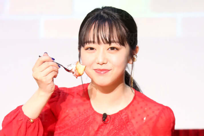 峯岸みなみ