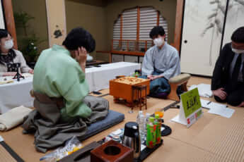 藤井聡太、豊島将之