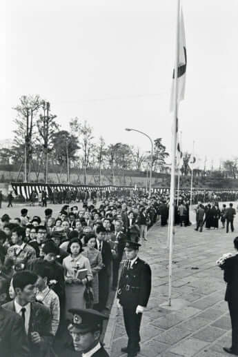 34号グラビア国葬_4