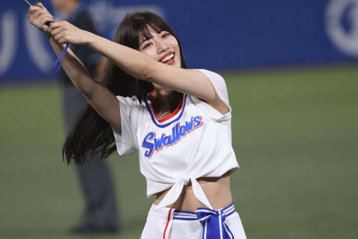 東京ヤクルトスワローズ公式ダンスチーム「Passion」6