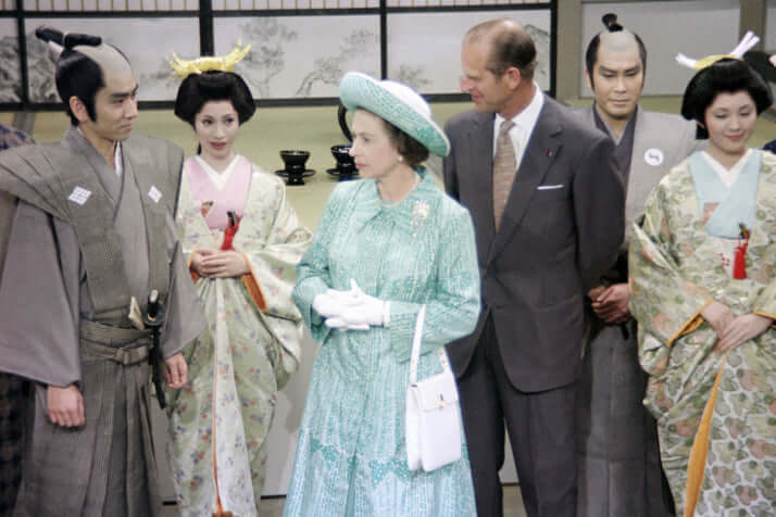 36号グラビア エリザベス女王_1