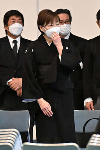 41号グラビア 安倍昭恵_1