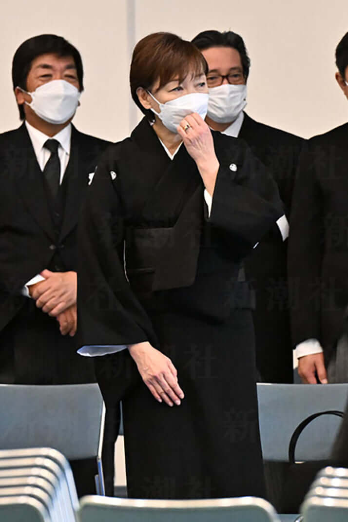 41号グラビア 安倍昭恵_1