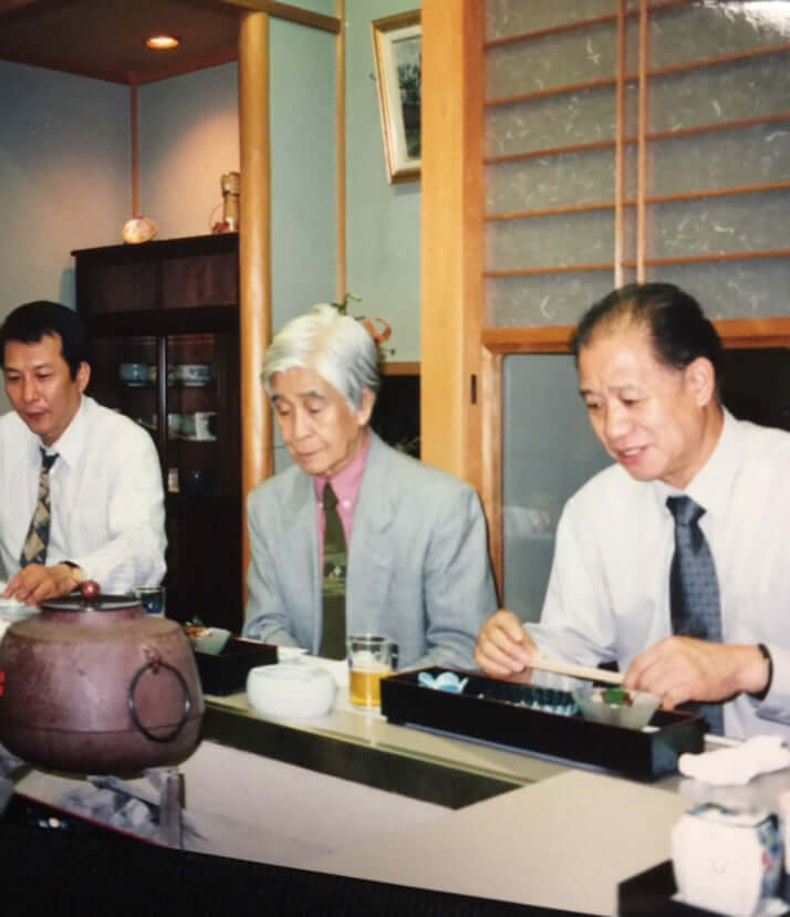2ページ目 王将 射殺事件 射殺された社長が 鳩レース で見せた顔が暗示するもの デイリー新潮