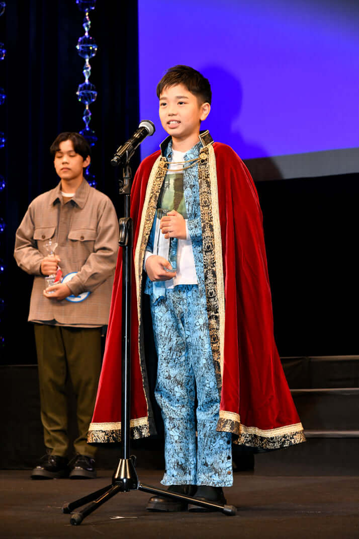 44号グラビア 東宝シンデレラ_11