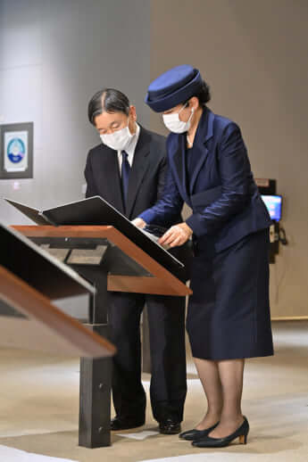 天皇皇后両陛下