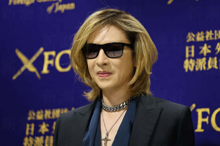 YOSHIKI