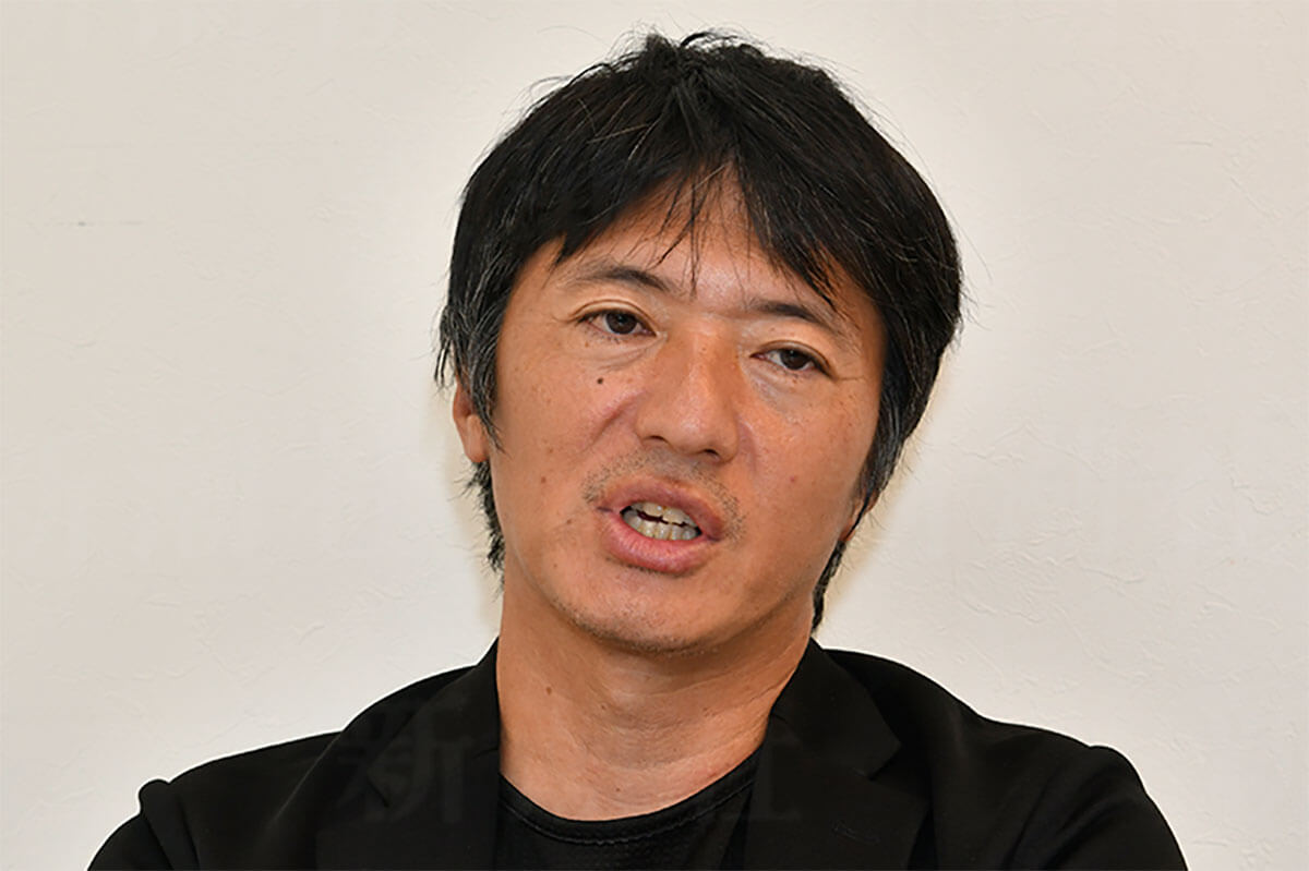「両親は創価学会に数千万円寄付した」　宗教2世・長井秀和が告発「100万円の壺なんて安すぎて学会員にはピンとこない」 | デイリー新潮