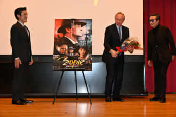 45号グラビア ロシア大使_2