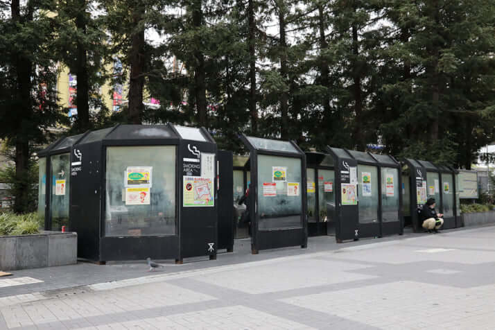 京橋駅前喫煙所
