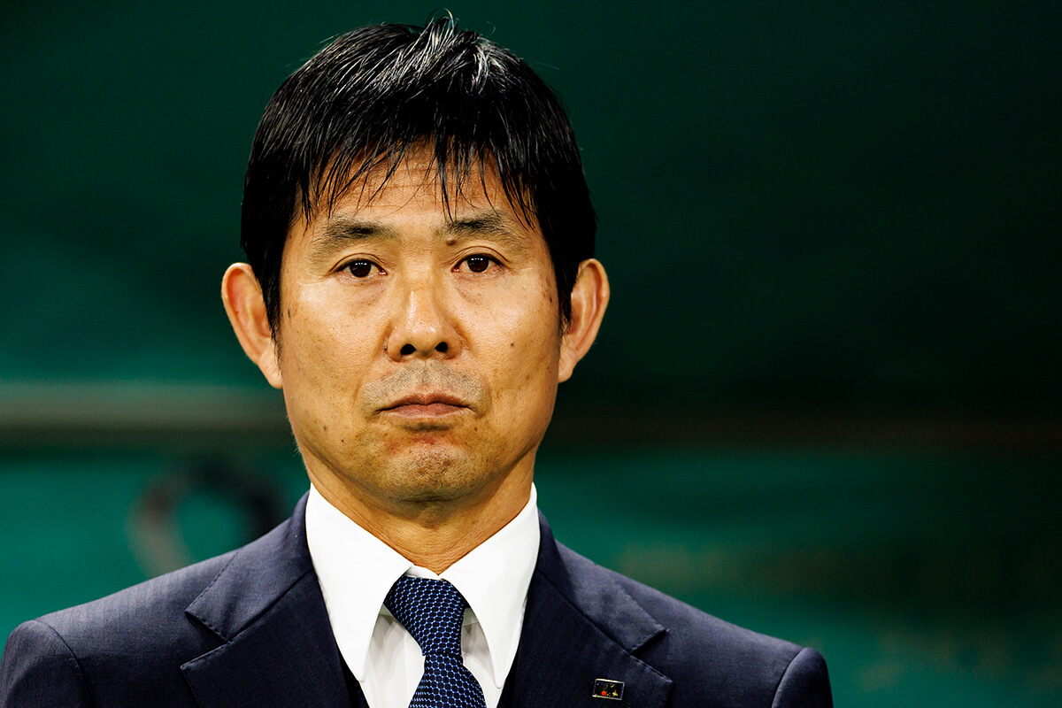 コロレフ、火星の驚異的な永遠の氷のクレーター