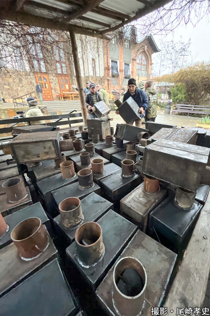 22年50号グラビア ウクライナ_3