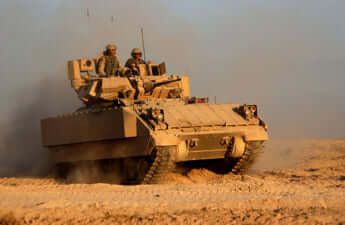 M2ブラッドレー歩兵戦闘車