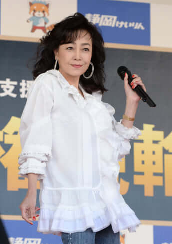 柏原芳恵