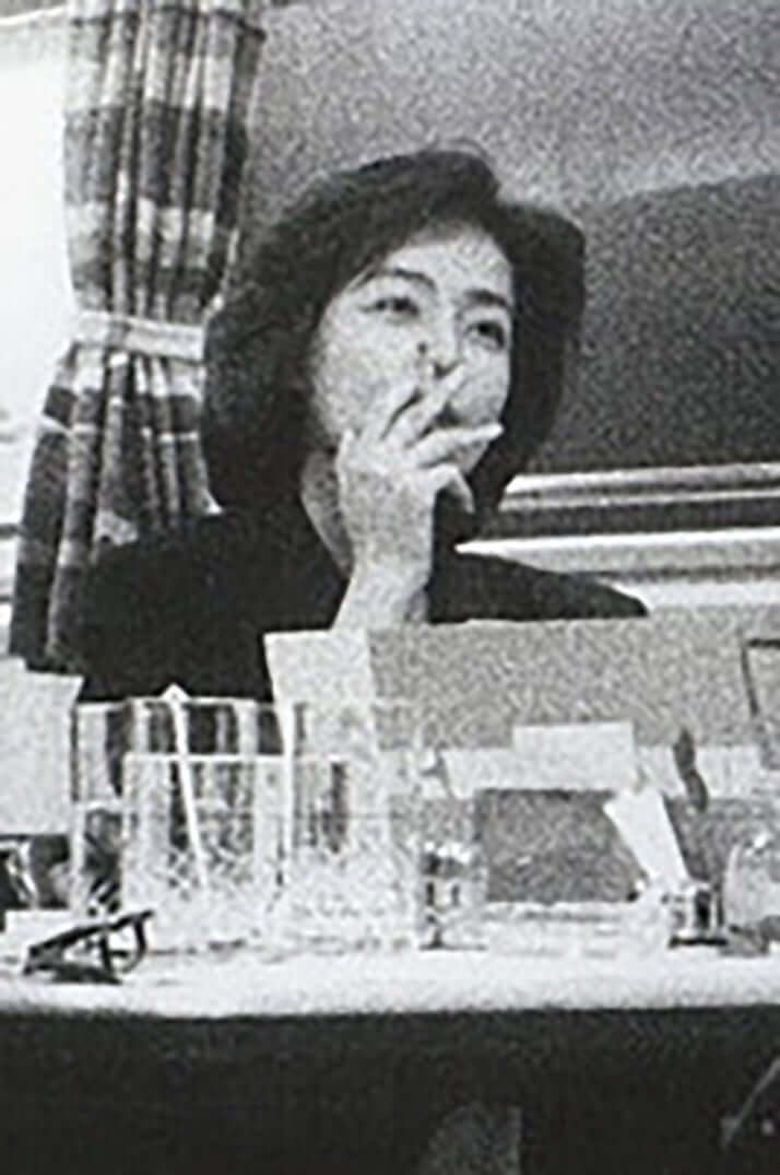 柏原芳恵　 